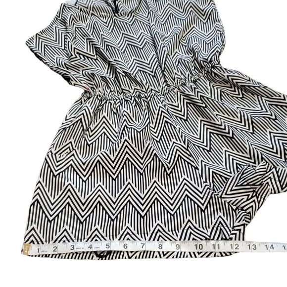 City Triangles Black & White Chevron Print Racer Back Romper Size S - Picture 9 of 14
